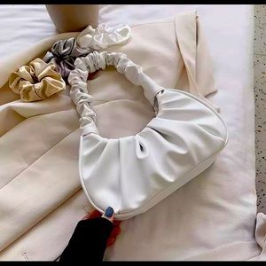 Scrunchie shoulder bag